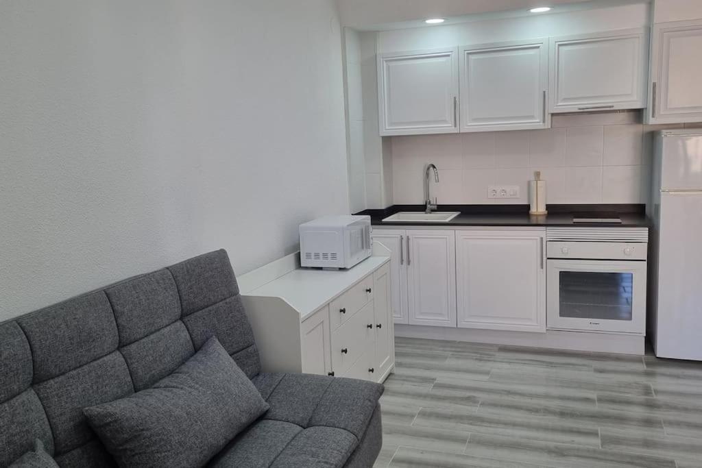 Coqueto Apartamento En La Playa Daimus Bagian luar foto